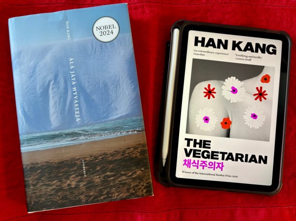 Two Han Kang translations: on the left, Taru Salminen's Älä jätä hyvästejä, and on the right Deborah Smith's The Vegetarian